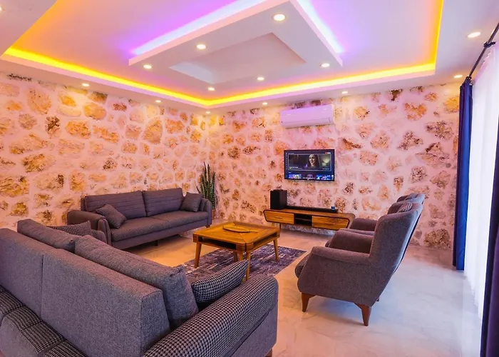 Вилла Hueseyin Каш